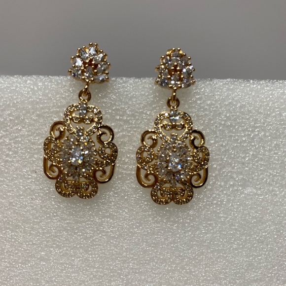 New earrings - Picture 2 of 3